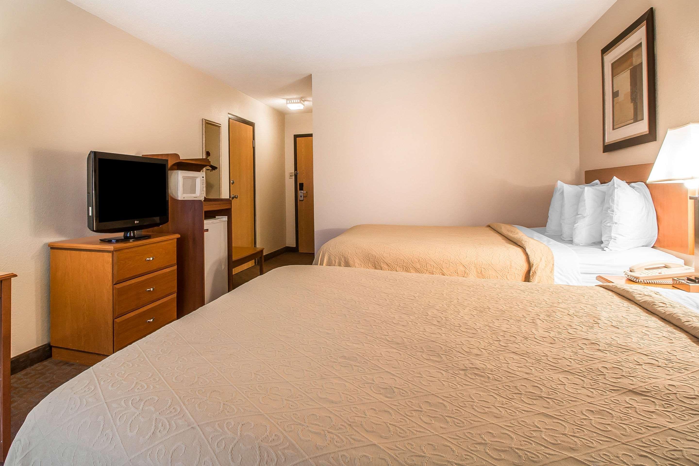 Quality Inn Morris I-80 Экстерьер фото