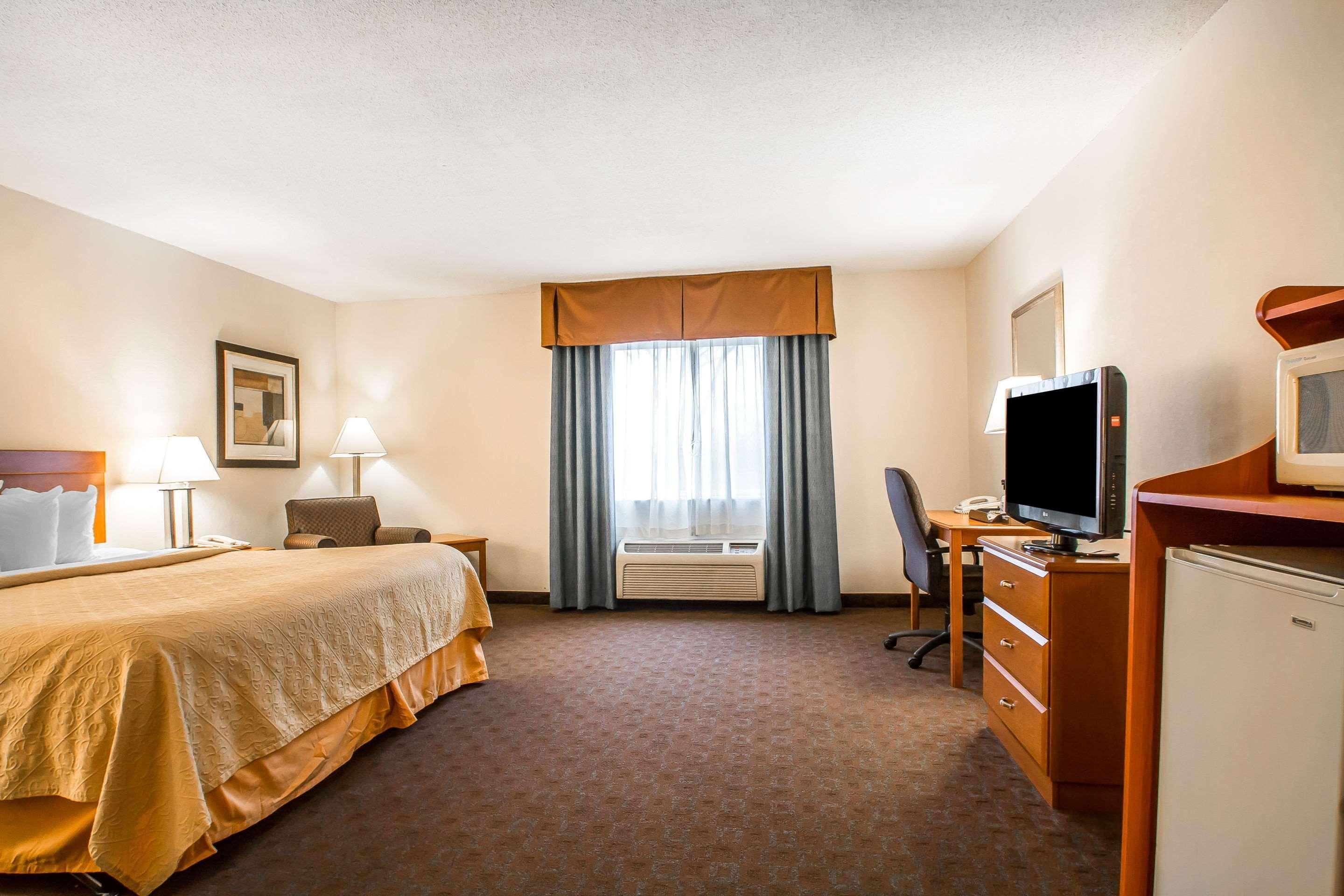 Quality Inn Morris I-80 Экстерьер фото