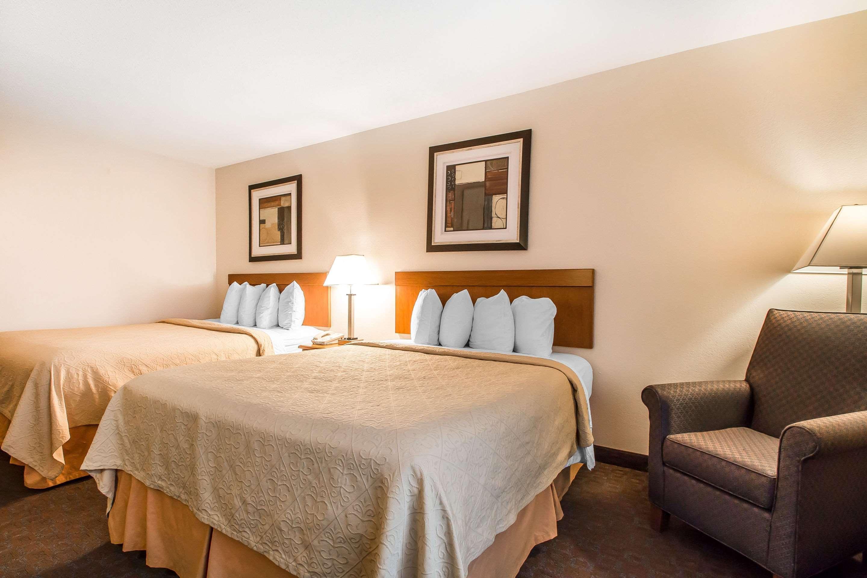 Quality Inn Morris I-80 Экстерьер фото