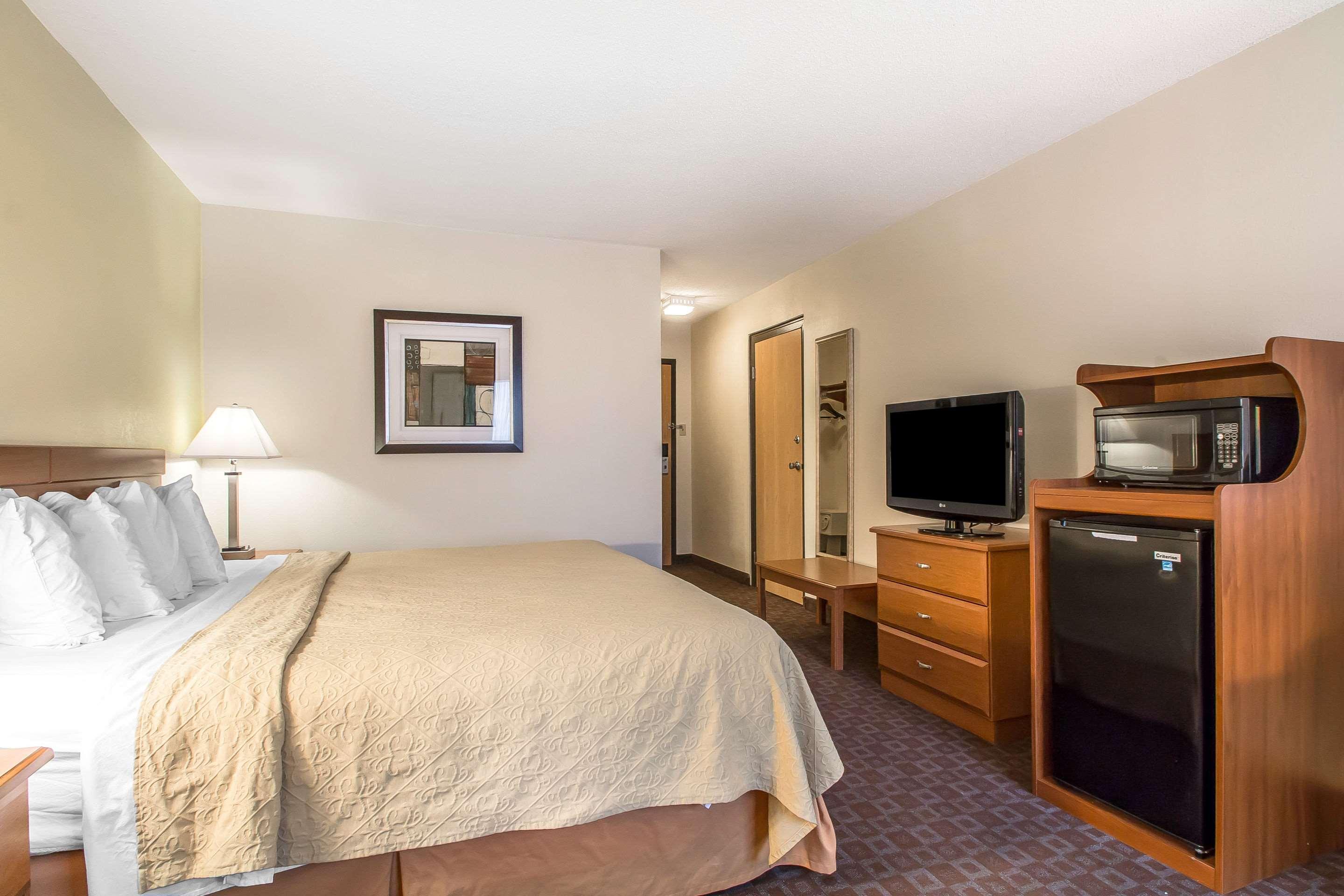 Quality Inn Morris I-80 Экстерьер фото