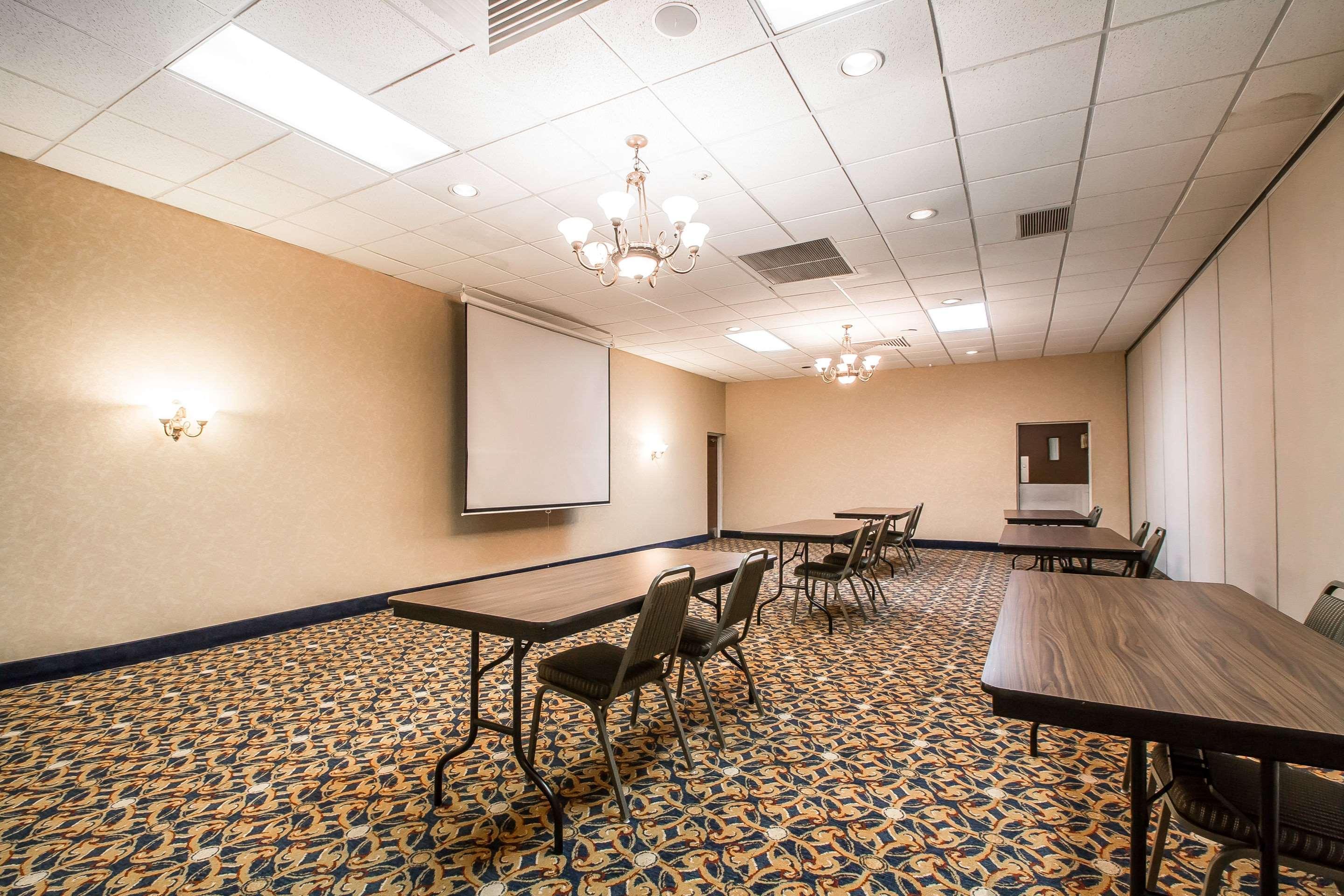 Quality Inn Morris I-80 Экстерьер фото